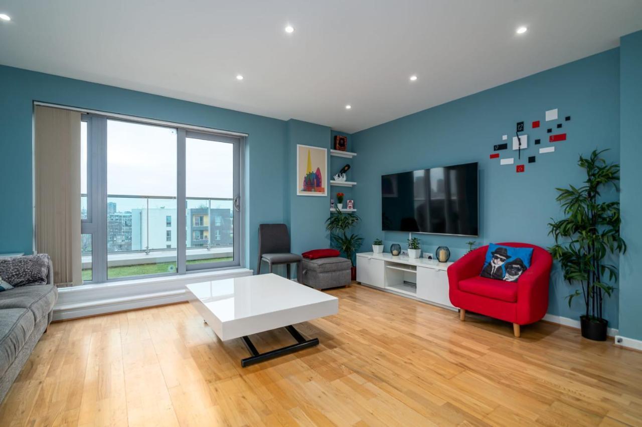 Guestready - Magnificent City View Penthouse Лондон Экстерьер фото